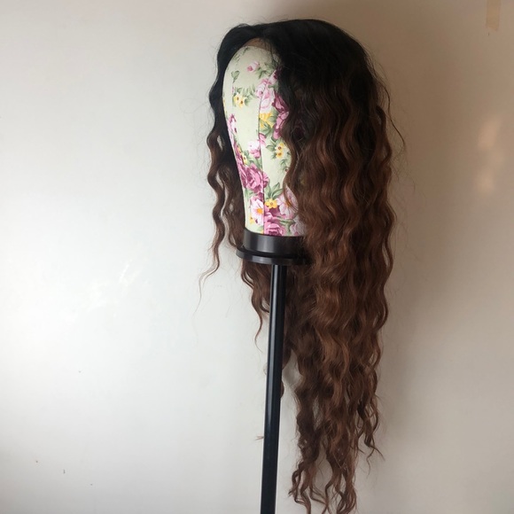 30” CELEB STATUS OMBRÉ BROWN A WAVY LACE-FRONT WIG